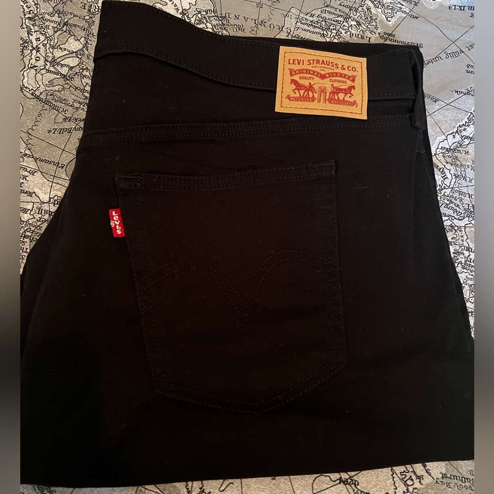 Levi's Dark Denim with Red Tab 22W